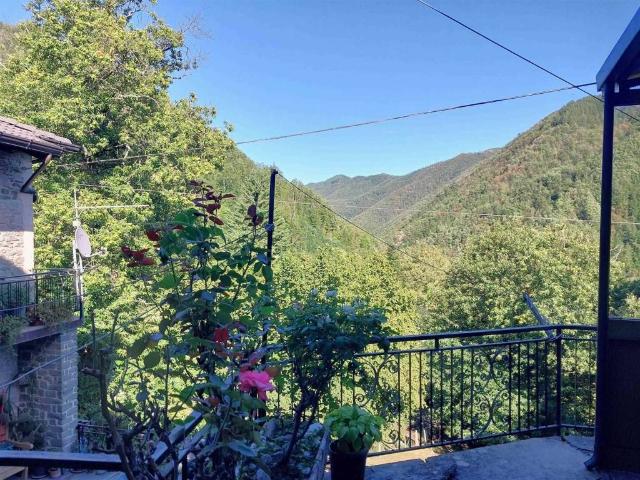 Rustico in vendita a Coloretta, Zeri