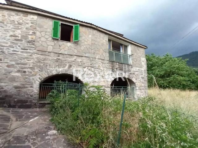 Rustico in vendita a Unione di comuni Montana Lunigiana, Zeri