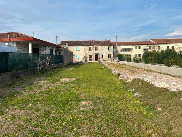 Rustico in vendita a Zimella, Veneto