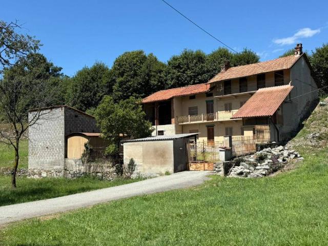 Rustico in vendita a Piemonte, Biella