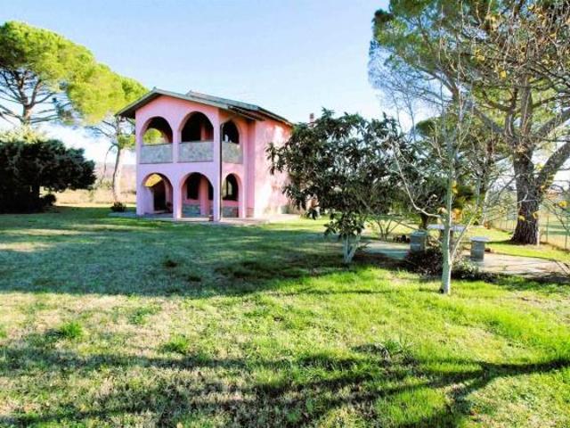 Terreno in vendita a Roccastrada, Toscana
