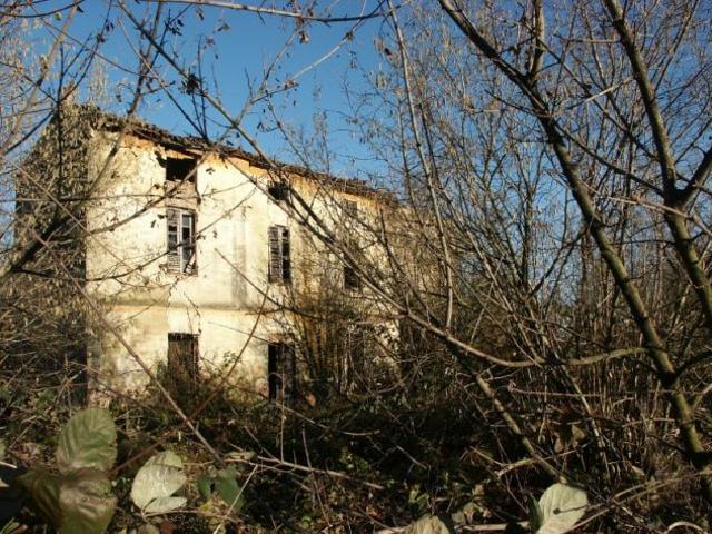 Rustico in vendita a Castel San Giovanni, Reggio Emilia