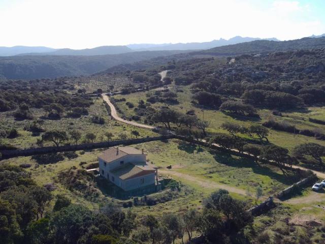 Rustico in vendita a Aglientu, Sardigna/Sardegna