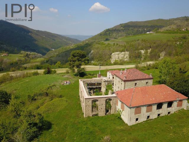 Rustico in vendita a Piemonte, Asti