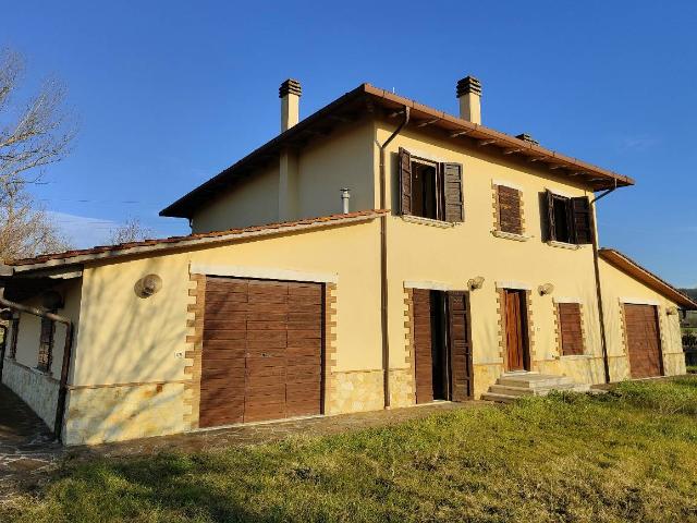 Villa Indipendente in vendita a Alviano, Umbria