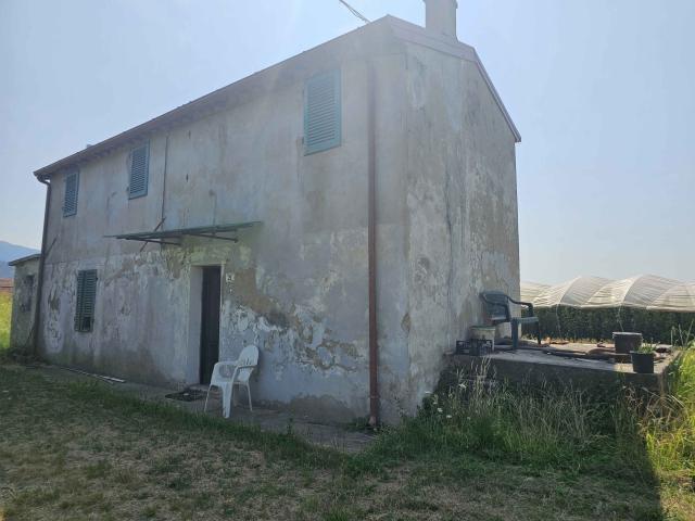 Rustico in vendita a Paduletto, Camaiore