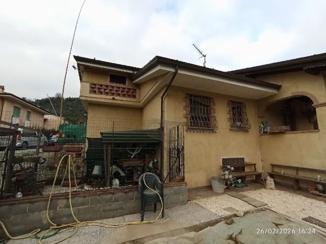 Rustico in vendita a Camaiore, Toscana