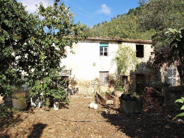 Rustico in vendita a Pieve, Camaiore