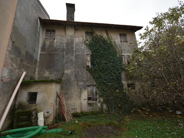 Rustico in vendita a Codognè, Veneto