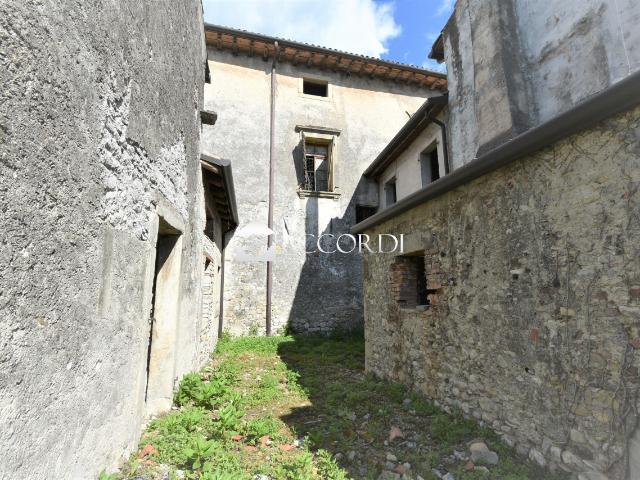 Rustico in vendita a Godega Sant'urbano, Veneto