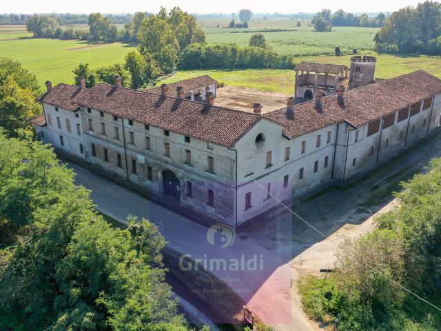 Rustico in vendita a Zanengo, Lombardia