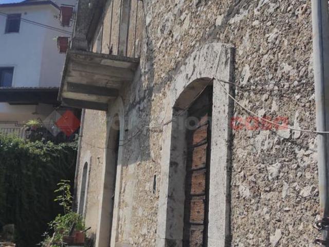 Rustico in vendita a Isola Del Liri E Superiore, Lazio