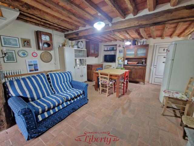 Rustico in vendita a Massarosa, Toscana