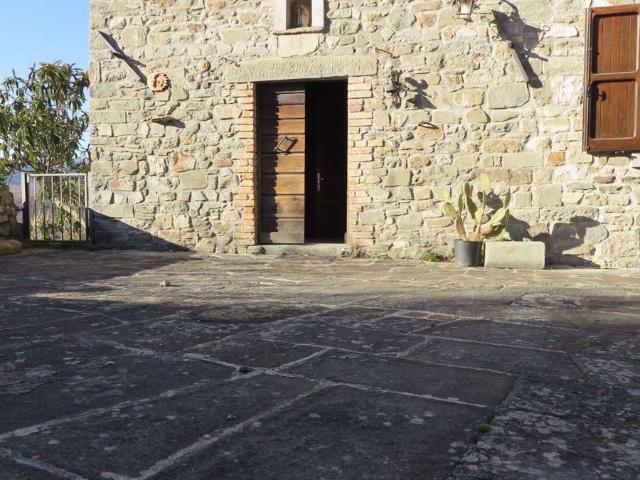 Palazzo in vendita a Unione Comuni Garfagnana, Minucciano