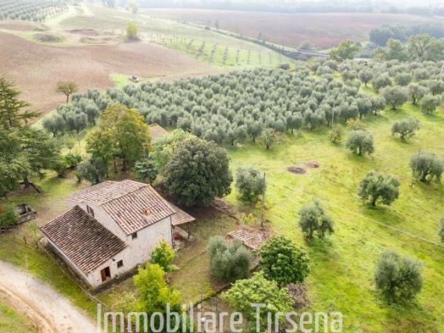 Rustico in vendita a Sferracavallo, Orvieto