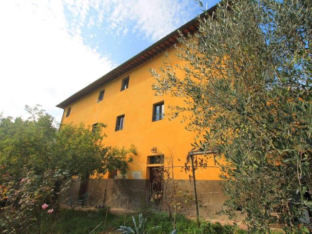 Rustico in vendita a La Scala, San Miniato