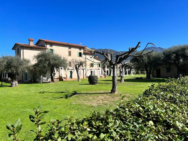 Rustico in vendita a Frasso, Seravezza