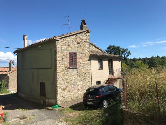 Rustico in vendita a Unione di Comuni Montani Colline del Fiora, Sorano
