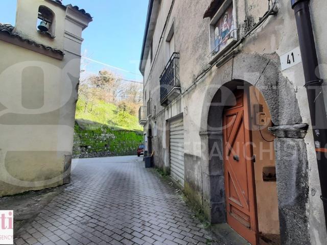 Rustico in vendita a Araesi, Teano