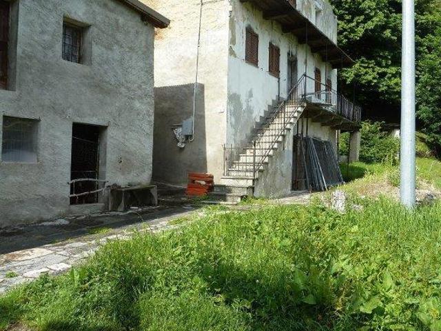 Rustico in vendita a Castello, Piemonte