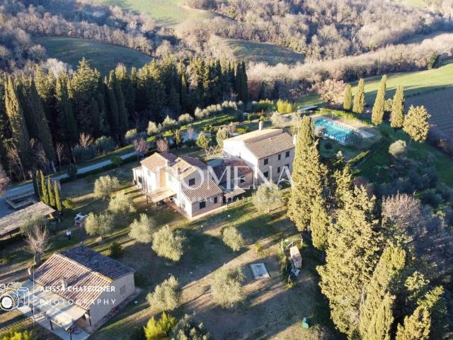 Rustico in vendita a Chiusure, Asciano