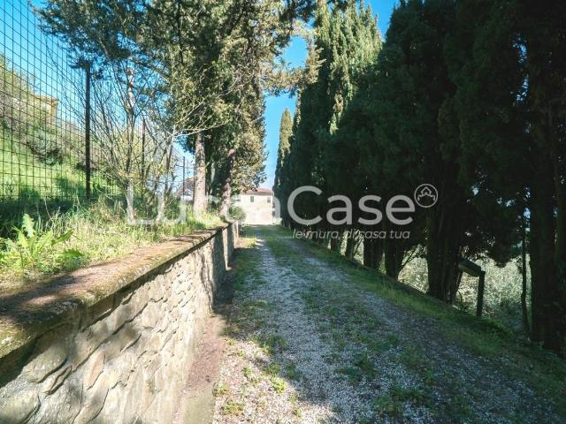 Rustico in vendita a Camaiore, Toscana