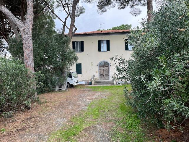 Rustico in vendita a Rosignano Marittimo, Toscana