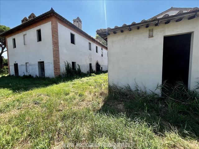 Rustico in vendita a Chiusi Città, Toscana