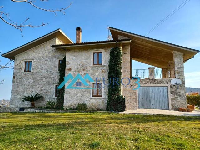 Rustico in vendita a Folignano, Ascoli Piceno