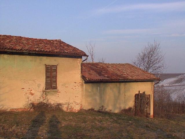 Rustico in vendita a Montù Beccaria, Lombardia