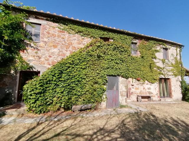 Rustico in vendita a Unione di Comuni Montani Colline del Fiora, Manciano