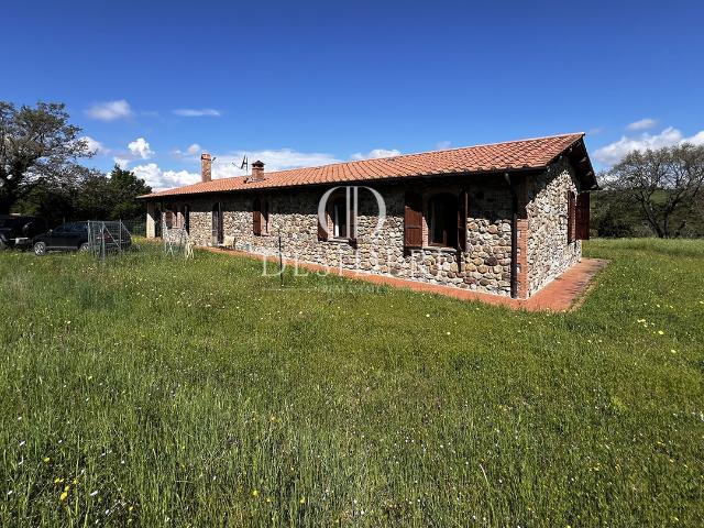 Rustico in vendita a Unione dei Comuni Montani Amiata Grossetana, Roccalbegna