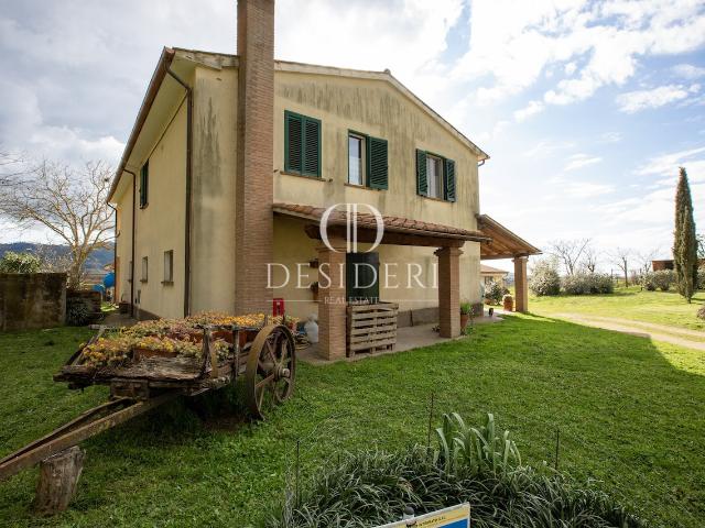 Rustico in vendita a Maiano Lavacchio, Magliano In Toscana