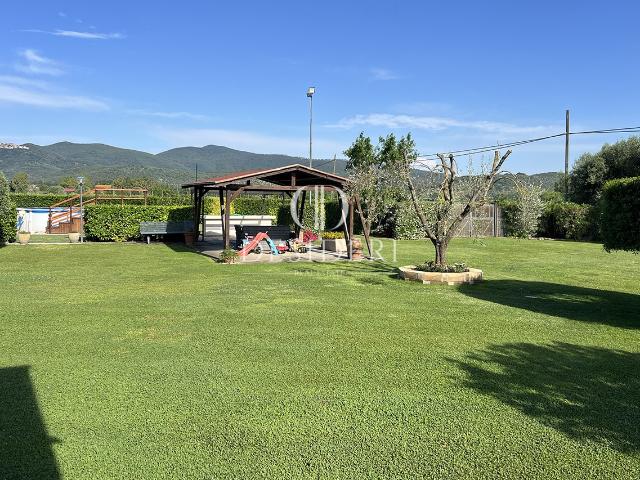 Rustico in vendita a Roccastrada, Toscana