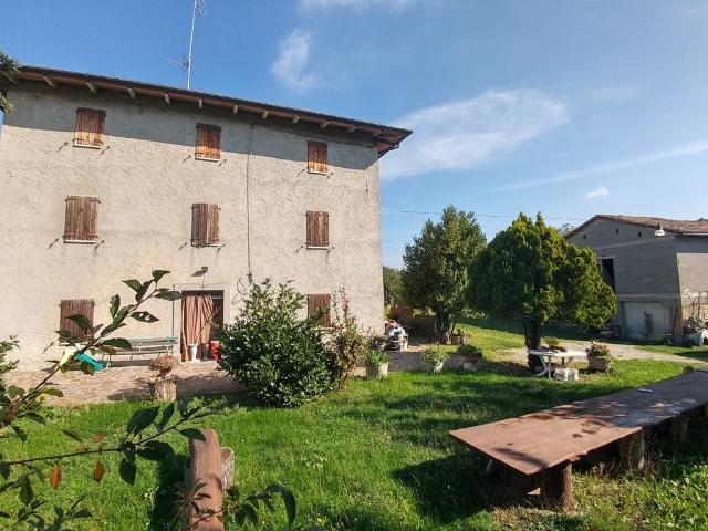 Rustico in vendita a Unione di comuni Terre di Castelli, Zocca