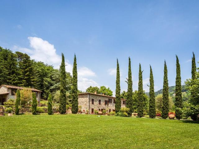 Rustico in vendita a San Concordio, Bagni Di Lucca Ponte