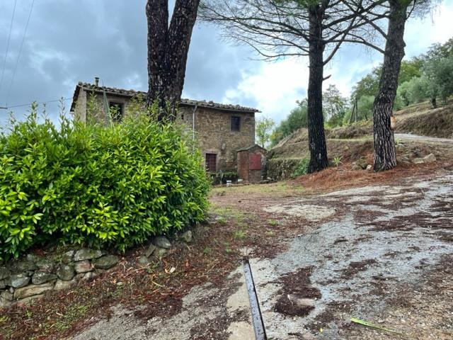 Rustico in vendita a Serravalle Pistoiese, Toscana