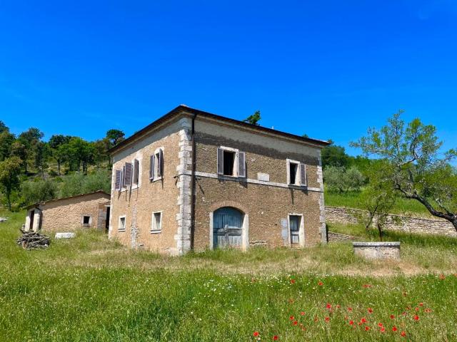 Rustico in vendita a Serre di Rapolano, Rapolano Terme