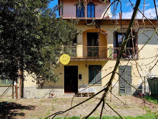 Rustico in vendita a Unione di Comuni Valdarno e Valdisieve, Reggello