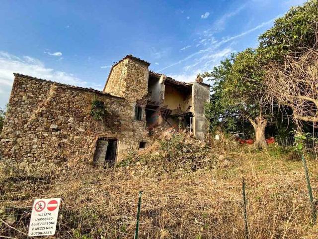 Rustico in vendita a Roccastrada, Toscana