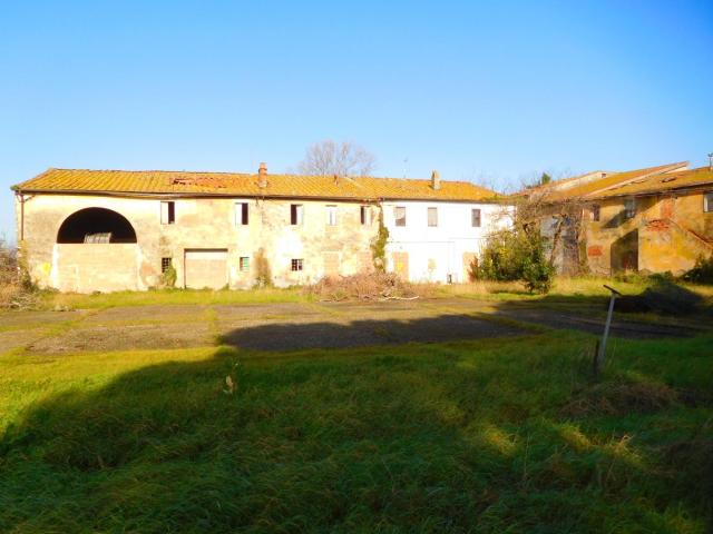 Rustico in vendita a Vecchiano, Toscana