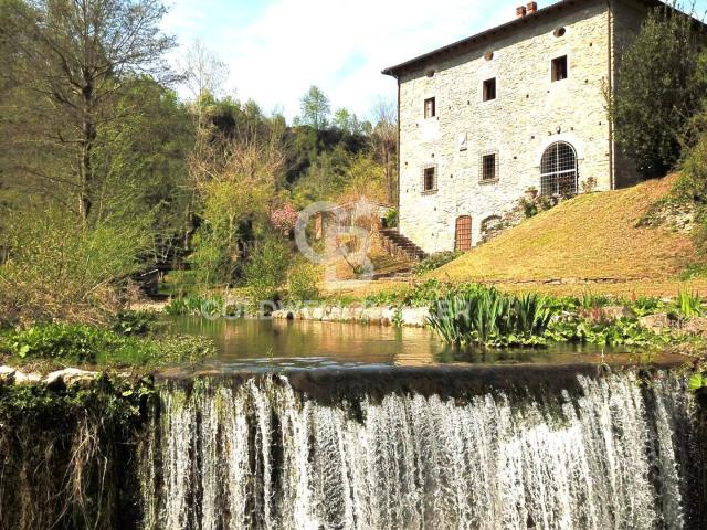 Rustico in vendita a Borgo San Lorenzo, Toscana