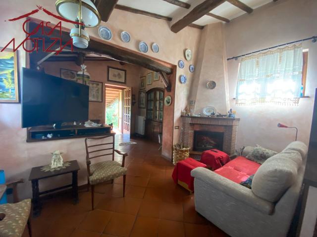 Rustico in vendita a Capannori, Toscana