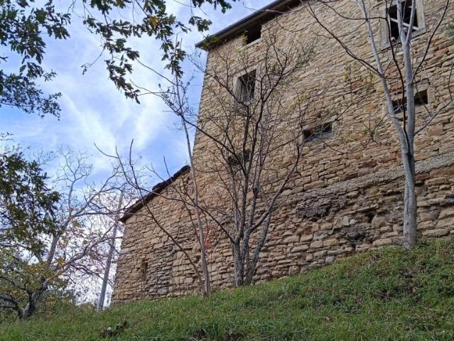 Rustico in vendita a Firenzuola, Toscana