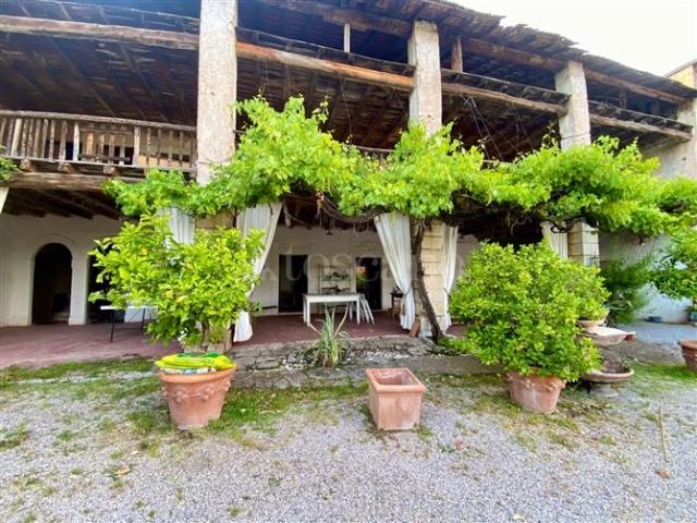 Rustico in vendita a Villaggio Marcolini, Botticino