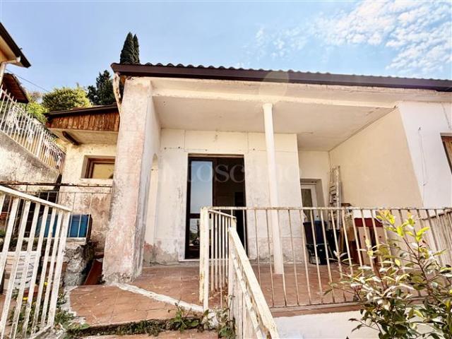 Rustico in vendita a Zona Est, Brescia