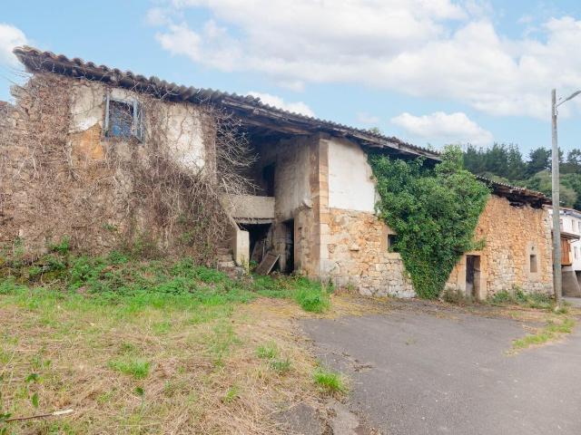 Chalet en venta en Grado, Asturias