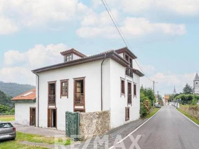 Casa en alquiler en Pravia