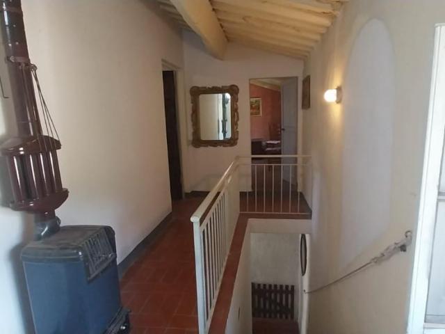 Villa Indipendente in affitto a Centro Direzionale, Prato