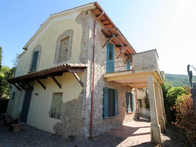 Casa in vendita a Le Coste, Roccastrada
